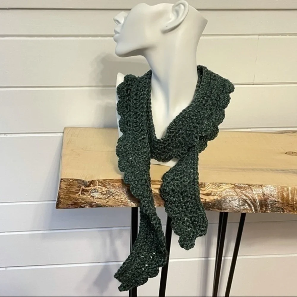 Handmade Scalloped Wrap Scarf Narrow Marbled Evergreen Contemporary Winter Gift